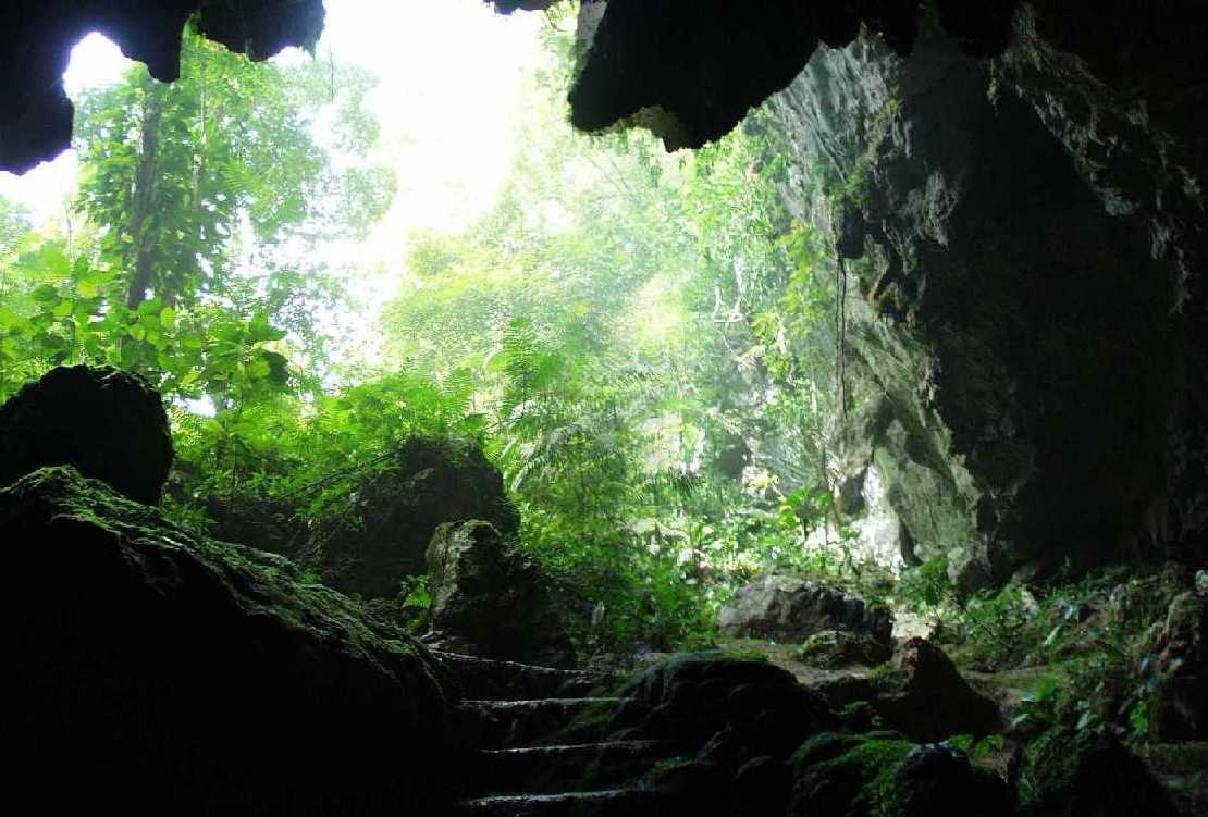 Rio Frio Caves